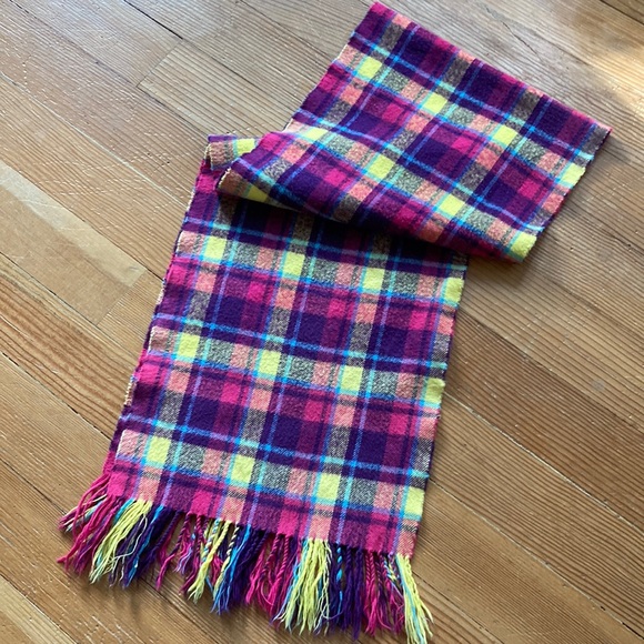 None Accessories - Vintage soft plaid